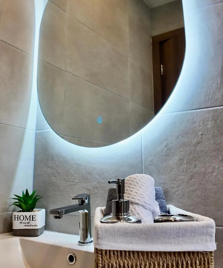 Modern Studio Close By La Carolina Metro Station Quito Apartamento