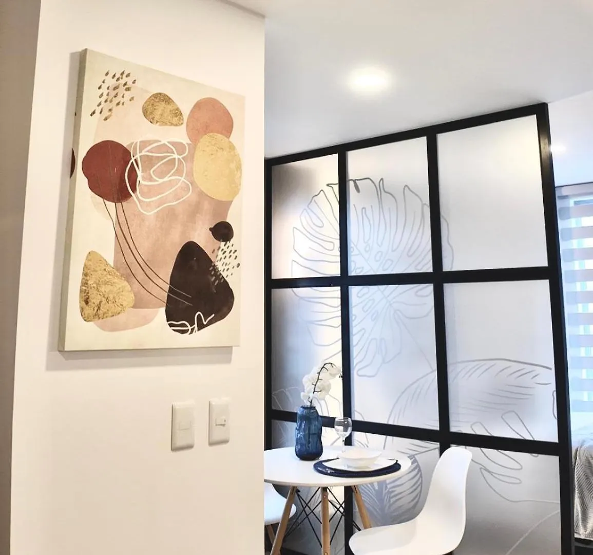 Modern Studio Close By La Carolina Metro Station Quito Ecuador